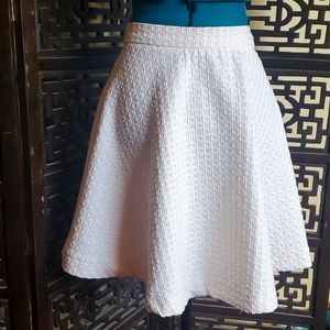 White circle skirt H&M size 8